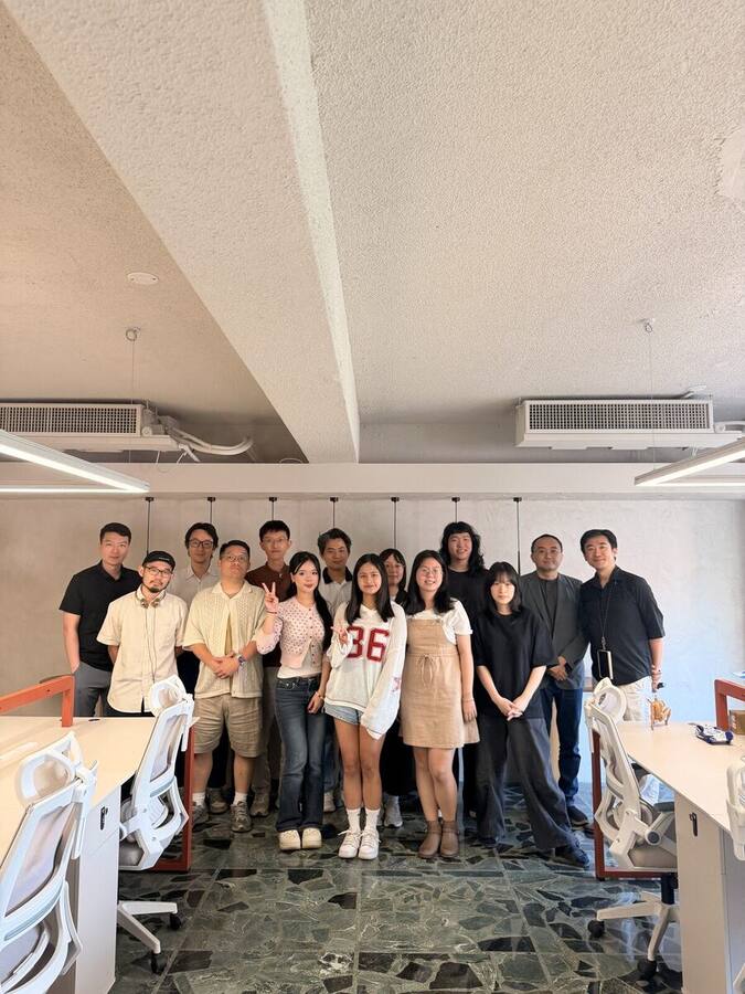 AI 人才培育課程第一梯學員與講師合照