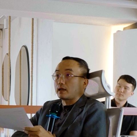 陳皇利